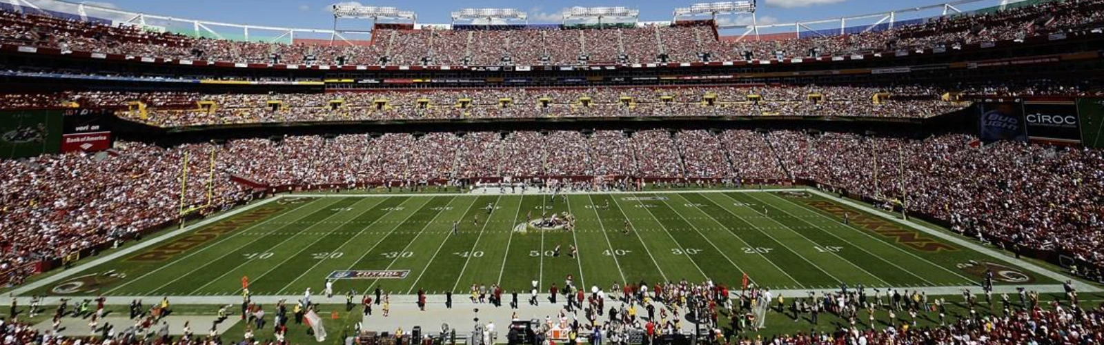 Hotels Near Wrigley Field, Hotels Near Mercedes-Benz Stadium